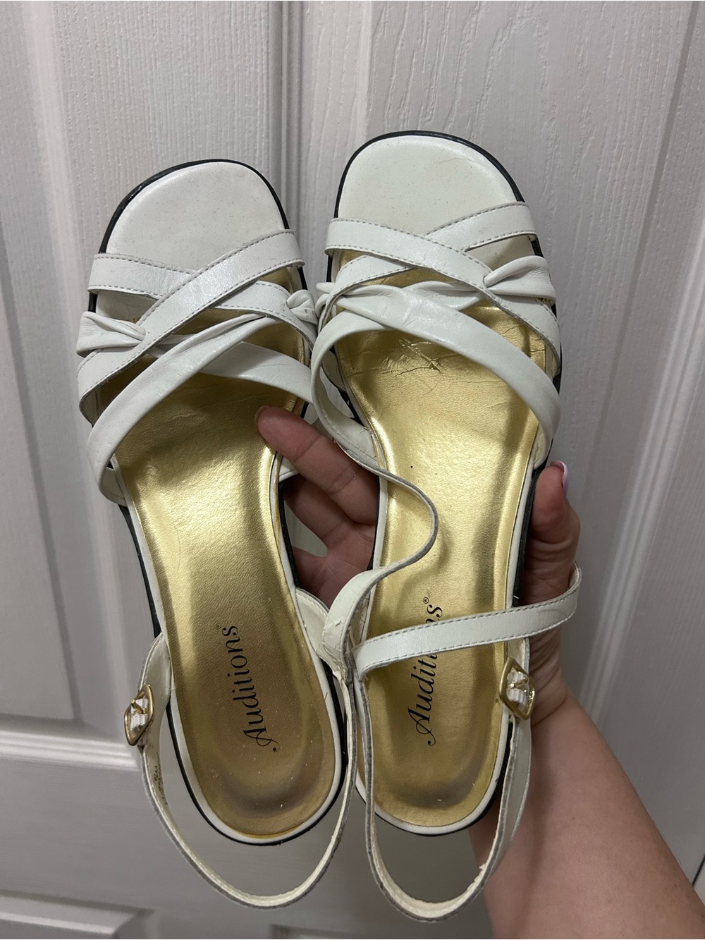 Auditions Tracy White Strappy Slingback Sandals with Gold Insole